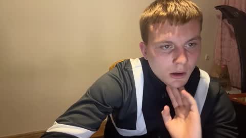 Max online show from October 9, 2025, 7:12 pm