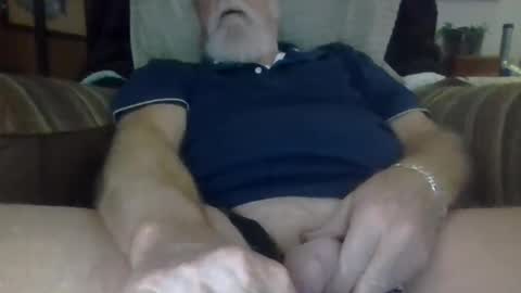 mrhollar online show from April 21, 2026, 12:23 am