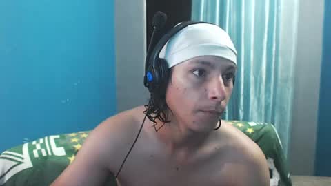 Snapshot of mrkingsaintx chatting on July 21, 2026, 2:03 am DEIVI online show from July 21, 2026, 2:03 am