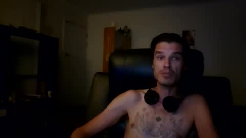 Snapshot of mrlcock85 chatting on November 2, 2025, 8:39 am mrlcock85 online show from November 2, 2025, 8:39 am