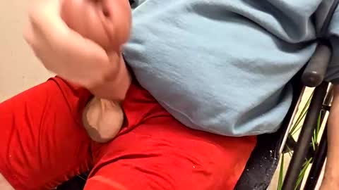 mrlovetoloveyou online show from November 27, 2025, 9:33 am