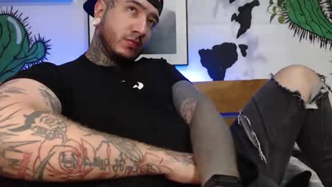 mrmanny__ online show from January 1, 2025, 8:47 pm