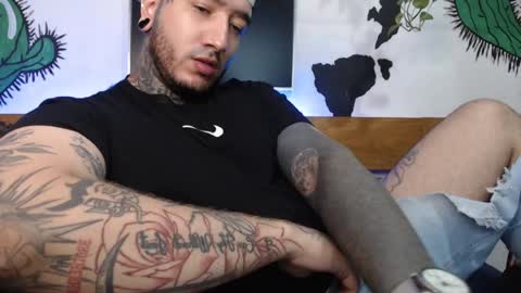 mrmanny__ online show from February 1, 2025, 6:21 am