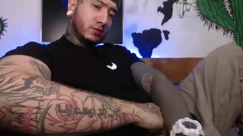 mrmanny__ online show from October 7, 2025, 5:26 am