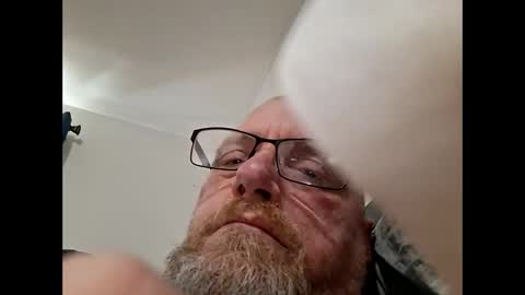 Snapshot of mrnmrsfucks4u chatting on May 5, 2026, 12:35 pm mrnmrsfucks4u online show from May 5, 2026, 12:35 pm