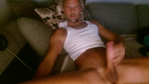 Snapshot of mrpornstar33 chatting on June 13, 2026, 3:15 am Twinsoulsex online show from June 13, 2026, 3:15 am