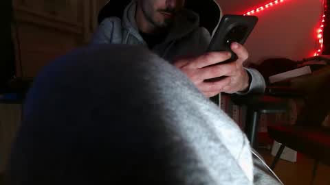 MrRogue online show from April 22, 2026, 10:33 pm