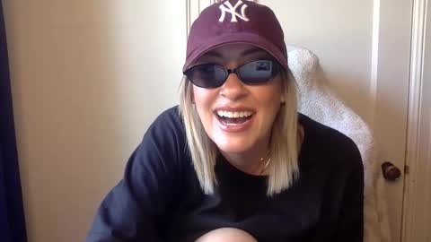 MrsPrissXO online show from April 24, 2026, 12:51 pm