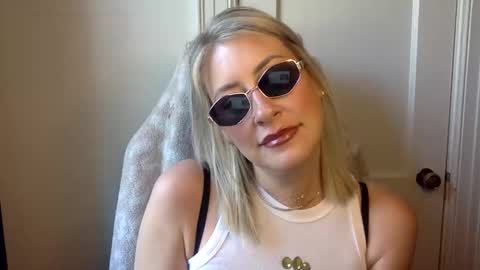 MrsPrissXO online show from May 4, 2026, 12:34 pm