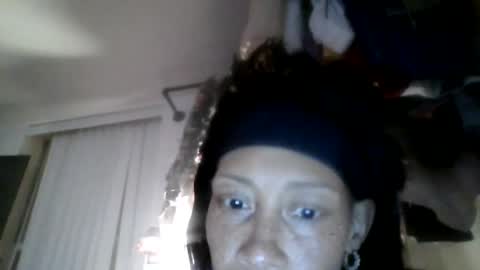 Hey Loves Im online show from June 15, 2026, 10:17 am