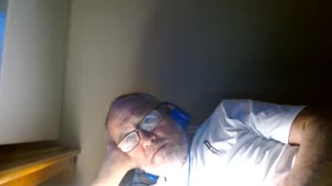 mrtease5 online show from April 4, 2026, 8:28 pm