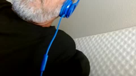 Snapshot of mrtease5 chatting on May 14, 2026, 4:30 am mrtease5 online show from May 14, 2026, 4:30 am