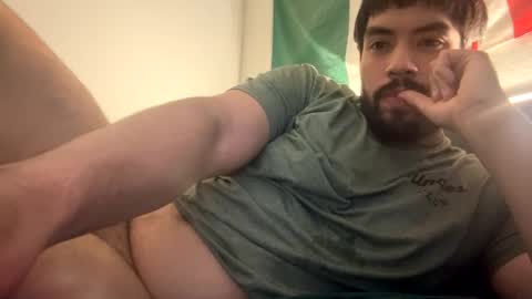Snapshot of mrthickumss chatting on May 14, 2026, 10:49 pm youngshyathlete online show from May 14, 2026, 10:49 pm