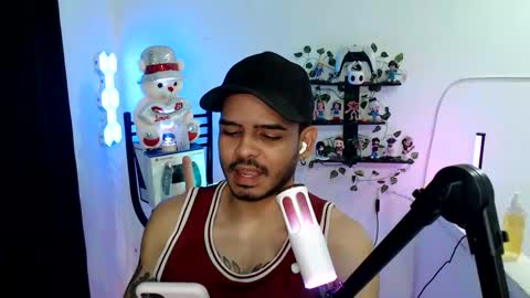 Snapshot of mrvgs chatting on May 24, 2026, 11:21 pm Mr Vgs online show from May 24, 2026, 11:21 pm