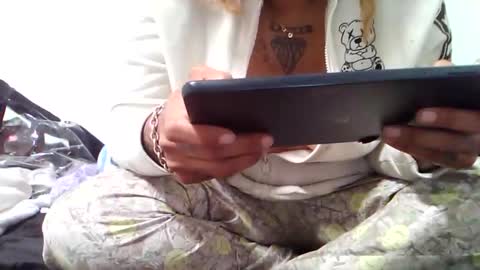 Snapshot of ms2wet4u1000 chatting on October 31, 2025, 3:02 pm ms2wet4u1000 online show from October 31, 2025, 3:02 pm