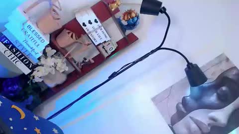 Channel online show from November 18, 2025, 9:52 pm