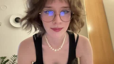 ms_christiana online show from June 2, 2026, 6:21 pm