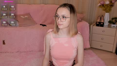 Snapshot of ms_elizabethqueen chatting on December 22, 2024, 6:48 pm Elizabeth online show from December 22, 2024, 6:48 pm