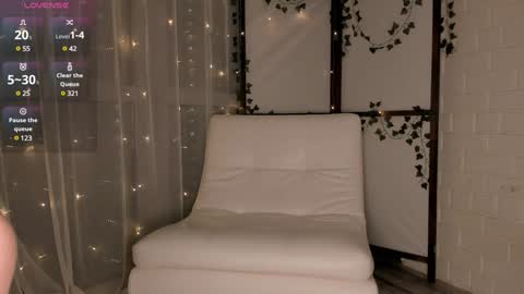 Snapshot of ms_elizabethqueen chatting on February 1, 2025, 7:02 pm Elizabeth online show from February 1, 2025, 7:02 pm