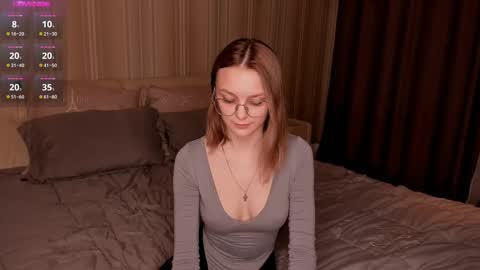 Snapshot of ms_elizabethqueen chatting on February 28, 2025, 6:09 pm Elizabeth online show from February 28, 2025, 6:09 pm