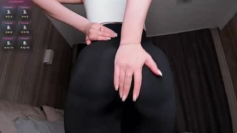 Snapshot of ms_elizabethqueen chatting on October 19, 2025, 12:50 pm Elizabeth online show from October 19, 2025, 12:50 pm