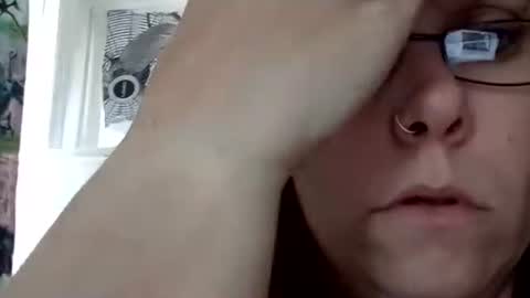 melissa online show from December 22, 2025, 6:38 pm