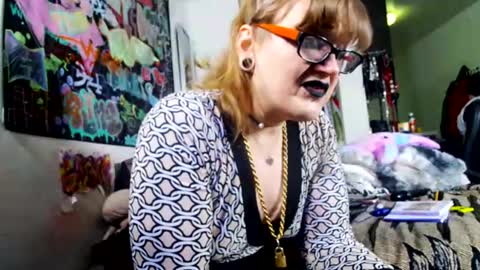 Cunty Luxxe online show from July 22, 2026, 10:07 am