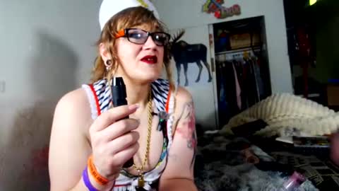 Cunty Luxxe online show from August 2, 2026, 4:11 am