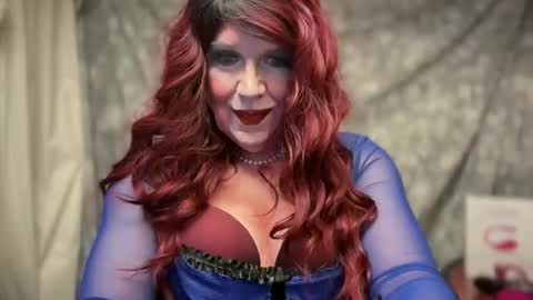 mskarentoy online show from December 1, 2025, 10:15 pm