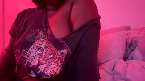 Snapshot of msmimi04 chatting on October 13, 2025, 3:17 am msmimi04 online show from October 13, 2025, 3:17 am