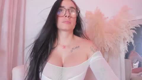 Chloe new account online show from June 17, 2026, 6:53 pm