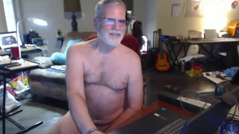 mt2much online show from February 6, 2025, 11:04 pm