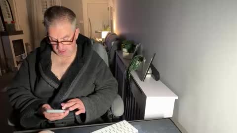 mtb1697 online show from January 5, 2026, 9:18 pm