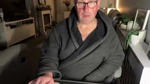 mtb1697 online show from March 17, 2026, 12:26 am