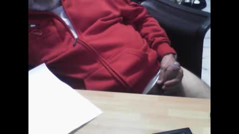 Snapshot of mtwpaul chatting on October 2, 2025, 2:24 pm mtwpaul online show from October 2, 2025, 2:24 pm