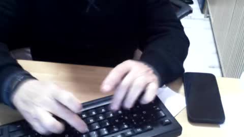 mtwpaul online show from November 11, 2025, 2:39 pm