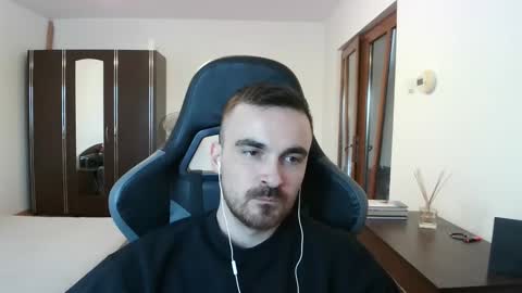 Victor online show from March 3, 2026, 3:29 pm