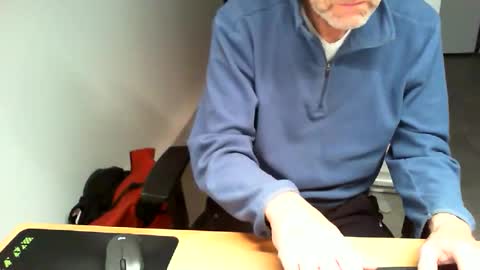 Snapshot of mucfag chatting on January 7, 2026, 6:49 am mucfag online show from January 7, 2026, 6:49 am