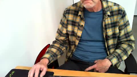 Snapshot of mucfag chatting on May 20, 2026, 4:02 pm mucfag online show from May 20, 2026, 4:02 pm