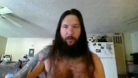Snapshot of mudge chatting on February 10, 2025, 1:55 pm Mudge online show from February 10, 2025, 1:55 pm