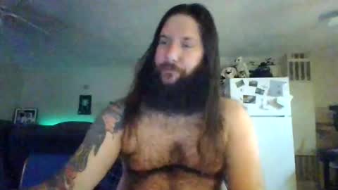 Snapshot of mudge chatting on February 12, 2025, 10:48 pm Mudge online show from February 12, 2025, 10:48 pm