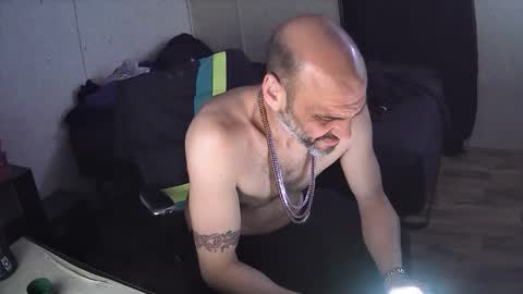 Muffdiver online show from March 24, 2026, 2:38 am