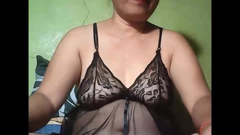 muffy_bunny online show from April 3, 2026, 9:40 am