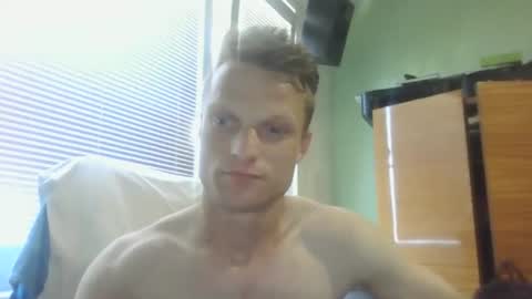 Snapshot of mugis420 chatting on June 28, 2026, 8:20 am mugis420 online show from June 28, 2026, 8:20 am