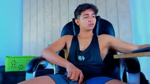 Snapshot of muichiro_tokito1 chatting on March 12, 2025, 3:35 am muichiro tokito1 online show from March 12, 2025, 3:35 am