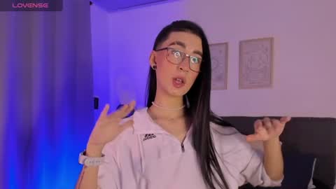 Snapshot of mulan_sheng69 chatting on July 2, 2026, 8:59 pm Mulan Sheng next broadcast December 4 online show from July 2, 2026, 8:59 pm