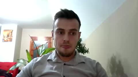 mulerkeeee online show from December 15, 2025, 8:57 pm