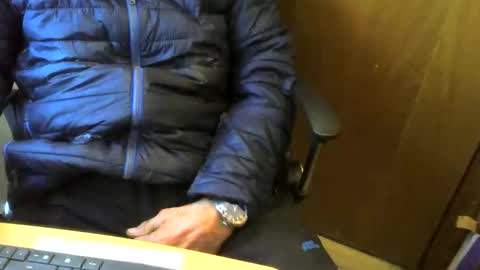 muller520 online show from April 15, 2026, 5:36 am