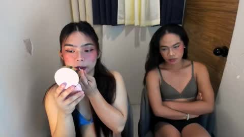 Snapshot of multicummer_devi chatting on May 17, 2026, 2:20 am multicummer_devi online show from May 17, 2026, 2:20 am