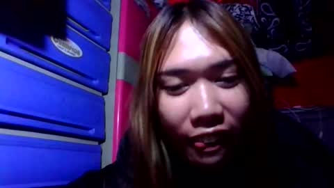 Snapshot of multicummerts chatting on October 15, 2025, 9:48 pm multicummerts online show from October 15, 2025, 9:48 pm